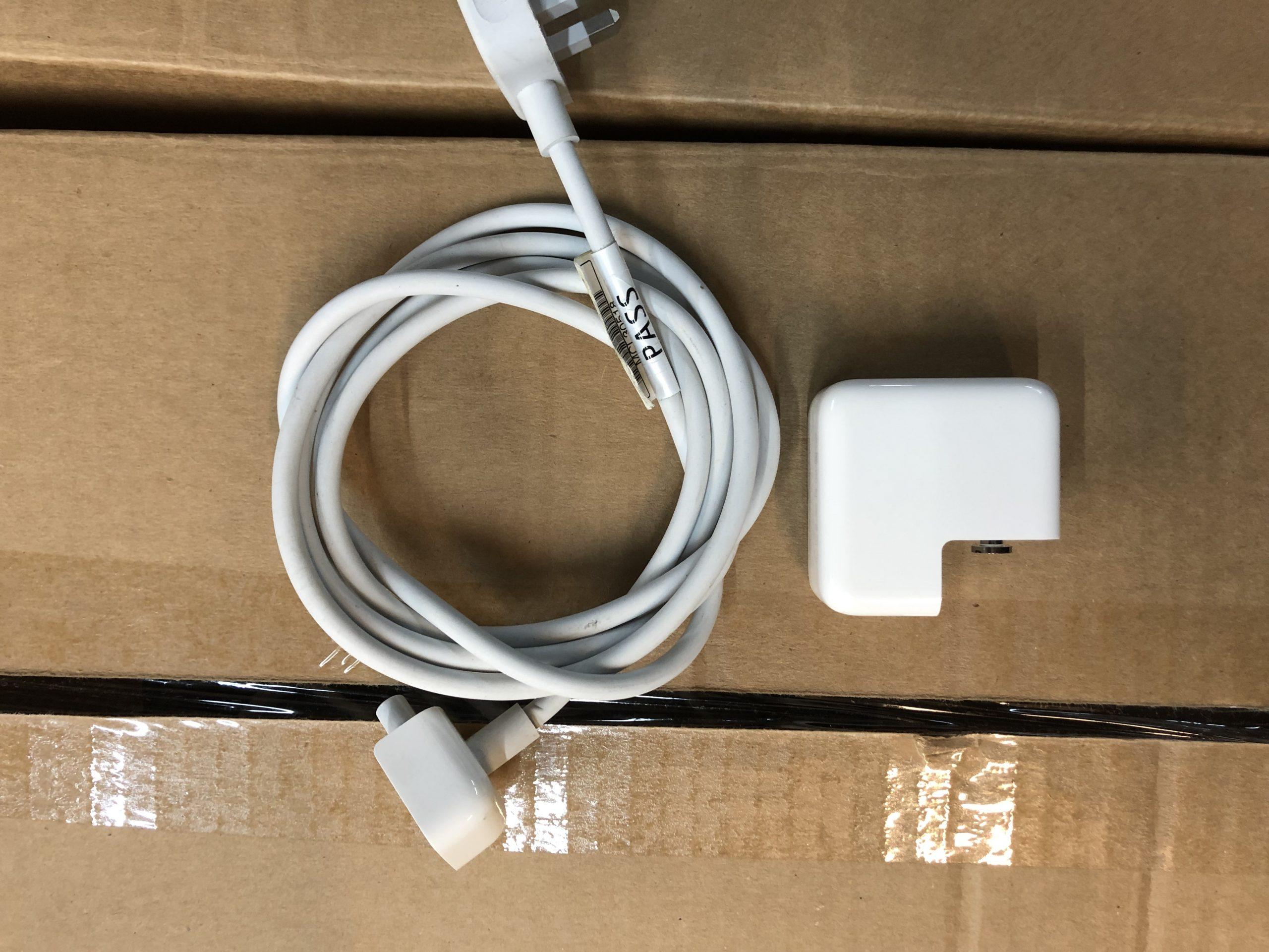 Refurbished Apple 29W USB-C MacBook 12″ Adapter Charger Model A1534